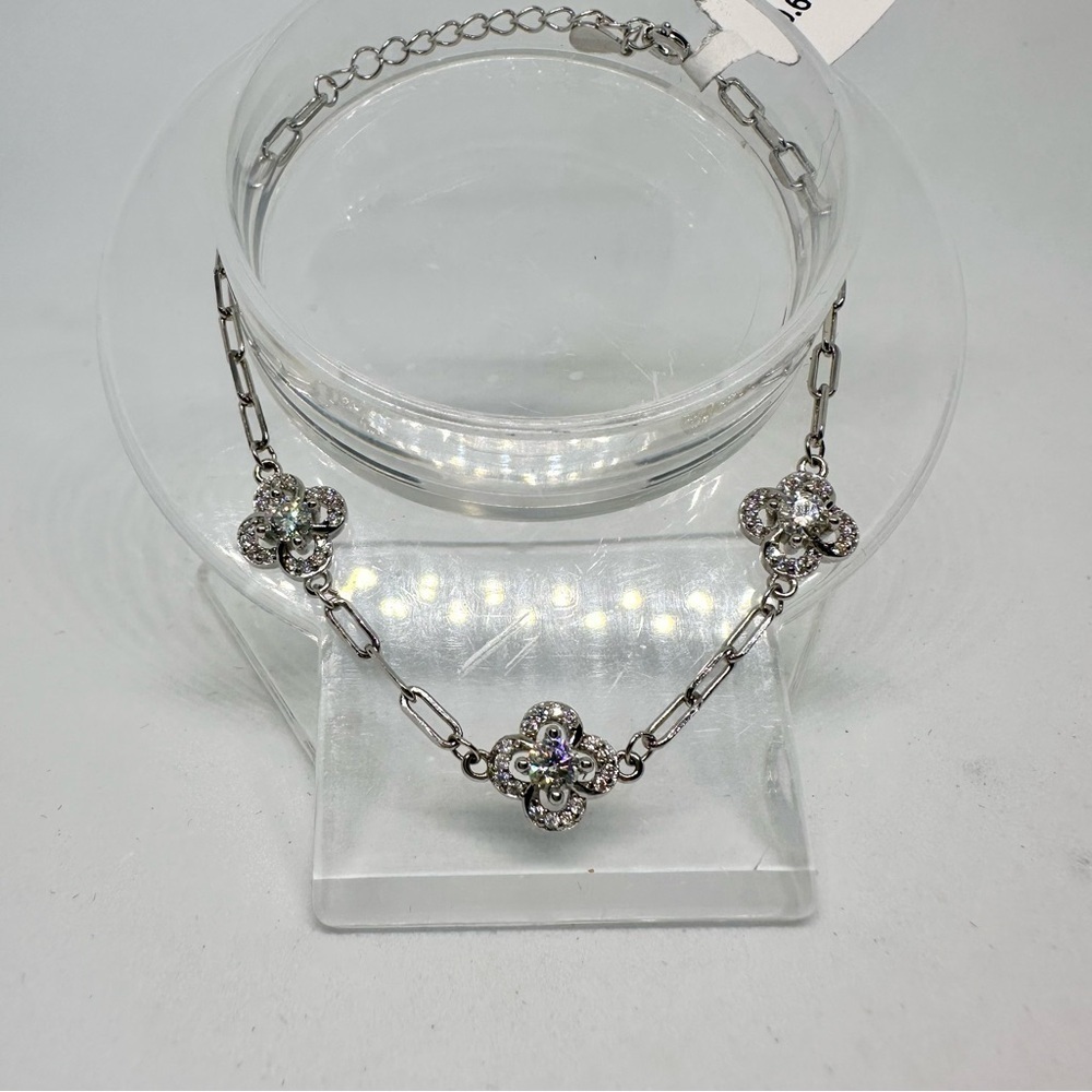 Moissanite Diamond Necklace, Bracelet, and Earrings, Clover Set. - Picture 13 of 16